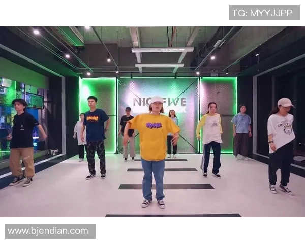 街舞深度:解密西安街舞队的中路突破