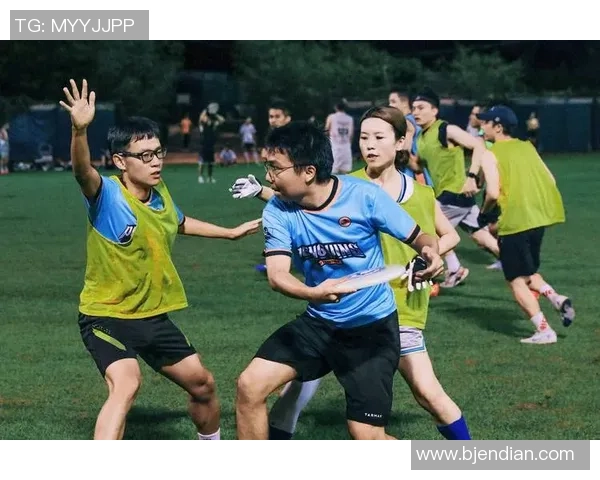 飞盘纪实:记录深圳飞盘队的奋斗经历_1 飞盘纪实:记录深圳飞盘队的奋斗经历_1